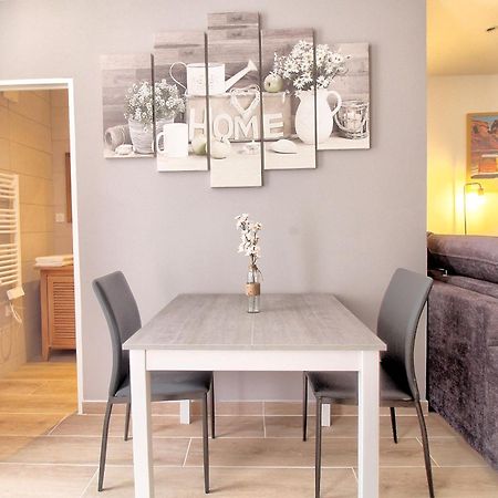 Apartmán Chez Emilie Et John Saint-Etienne  Exteriér fotografie